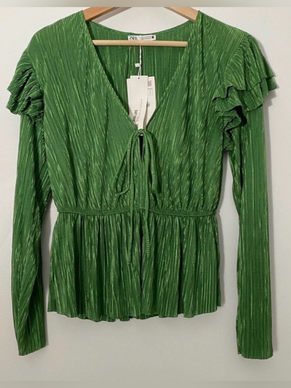 Zara Green Pleated Blouse - Picture 4 of 6